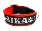 Preview: Hundehalsband schwarz mit Namen und Klickverschluss Fleece Polsterung rot