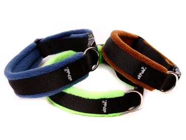 Hundehalsbänder schwarz mit Klickverschluss gepolstert mit Fleece blau braun neongrün