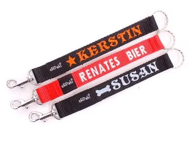 eRPaki Schlüsselanhänger mit Namensbestickung