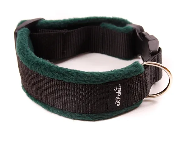 Hundehalsband schwarz mit Klickverschluss gepolstert mit Fleece dunkelgrün